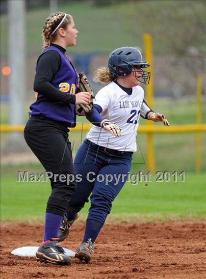 Thumbnail 3 in Oliver Springs vs. Anderson County (AC Invitational) photogallery.