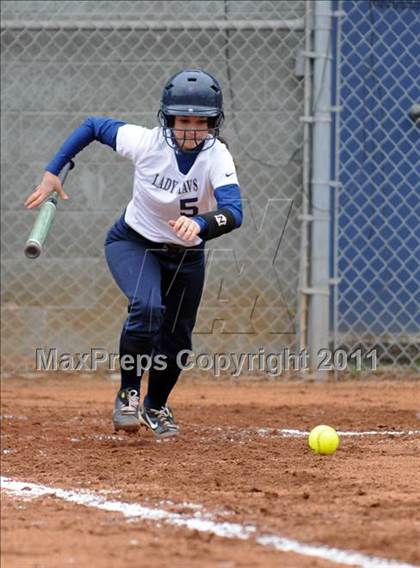Thumbnail 2 in Oliver Springs vs. Anderson County (AC Invitational) photogallery.