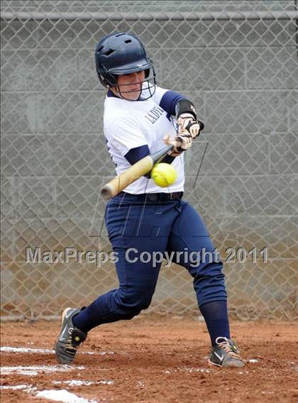 Thumbnail 2 in Oliver Springs vs. Anderson County (AC Invitational) photogallery.