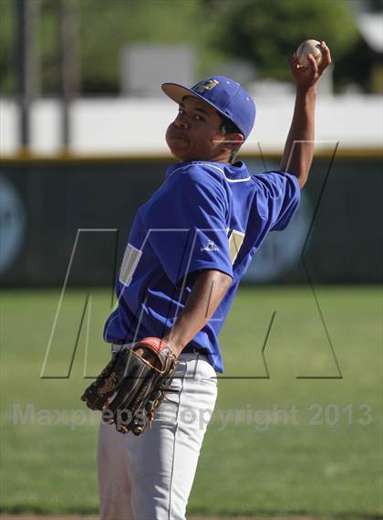 Thumbnail 1 in Palo Verde @ Sahuaro photogallery.