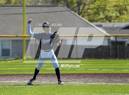Thumbnail 2 in Moss Point @ Baker photogallery.