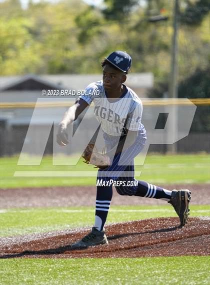 Thumbnail 3 in Moss Point @ Baker photogallery.