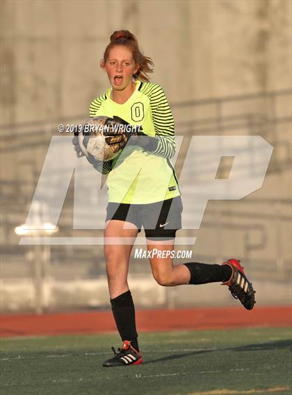 Thumbnail 2 in El Dorado @ Yorba Linda photogallery.