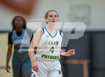 Thumbnail 2 in Overhills @ Pinecrest photogallery.