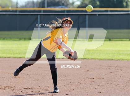 Thumbnail 2 in Valley Christian @ Estancia photogallery.