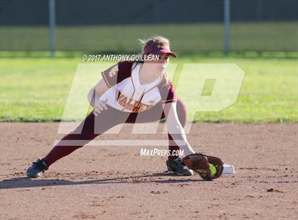 Thumbnail 2 in Valley Christian @ Estancia photogallery.