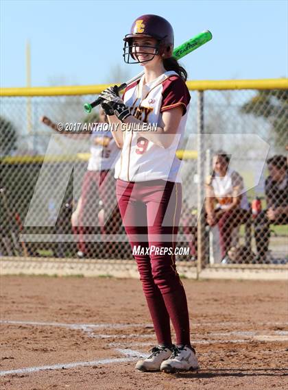 Thumbnail 2 in Valley Christian @ Estancia photogallery.
