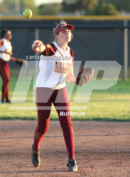 Thumbnail 1 in Valley Christian @ Estancia photogallery.