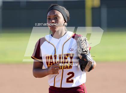 Thumbnail 2 in Valley Christian @ Estancia photogallery.