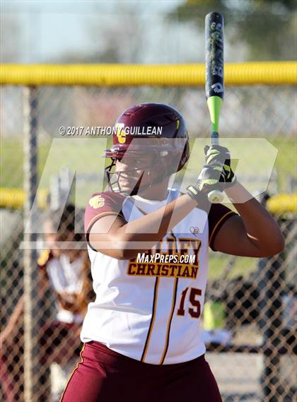 Thumbnail 1 in Valley Christian @ Estancia photogallery.
