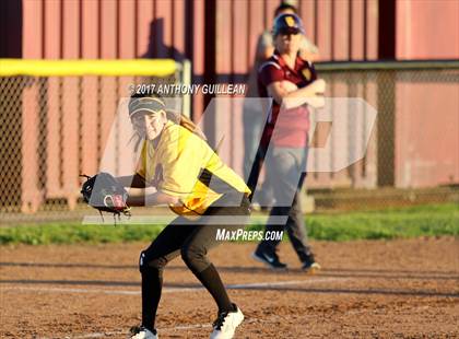 Thumbnail 2 in Valley Christian @ Estancia photogallery.