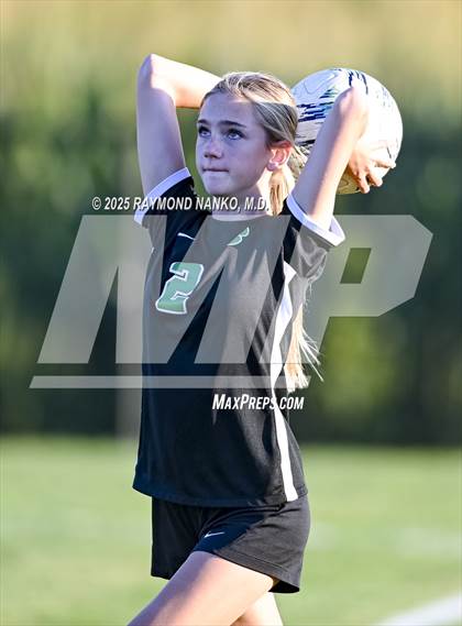 Thumbnail 2 in New Castle @ Yorktown photogallery.