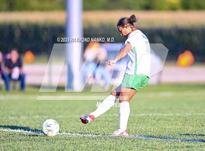 Thumbnail 2 in New Castle @ Yorktown photogallery.