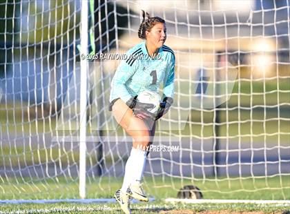 Thumbnail 2 in New Castle @ Yorktown photogallery.