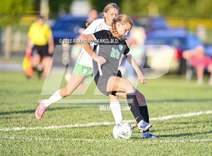 Thumbnail 1 in New Castle @ Yorktown photogallery.