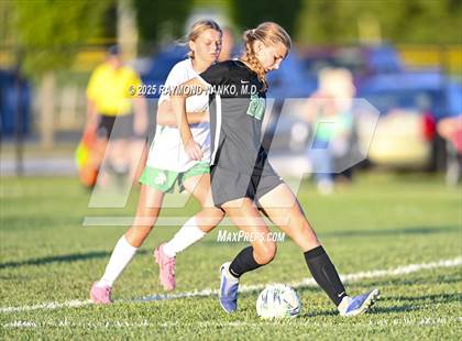 Thumbnail 3 in New Castle @ Yorktown photogallery.