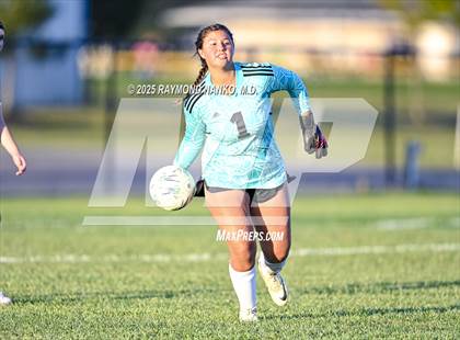 Thumbnail 2 in New Castle @ Yorktown photogallery.