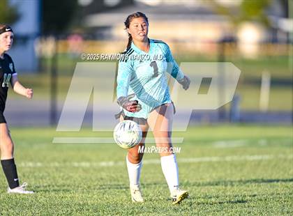 Thumbnail 1 in New Castle @ Yorktown photogallery.