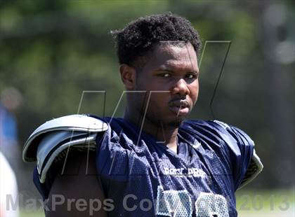 Thumbnail 1 in Xaverian @ Poly Prep Country Day photogallery.