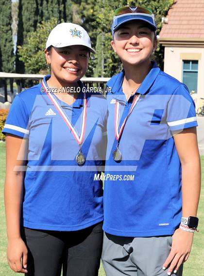 Thumbnail 1 in Bay Valley Athletic League Championship photogallery.