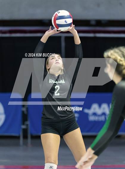 Thumbnail 2 in Winfield vs. Bridgeport (WVSSAC Class AAA Semifinal) photogallery.