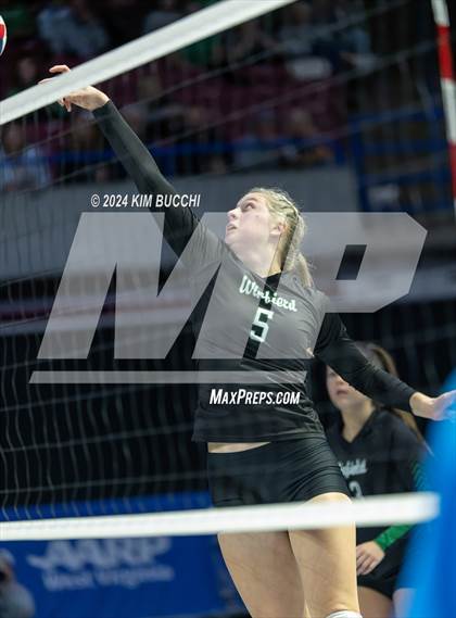 Thumbnail 3 in Winfield vs. Bridgeport (WVSSAC Class AAA Semifinal) photogallery.