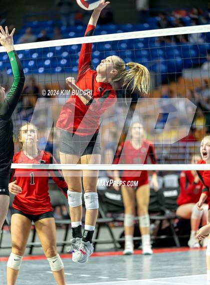 Thumbnail 1 in Winfield vs. Bridgeport (WVSSAC Class AAA Semifinal) photogallery.