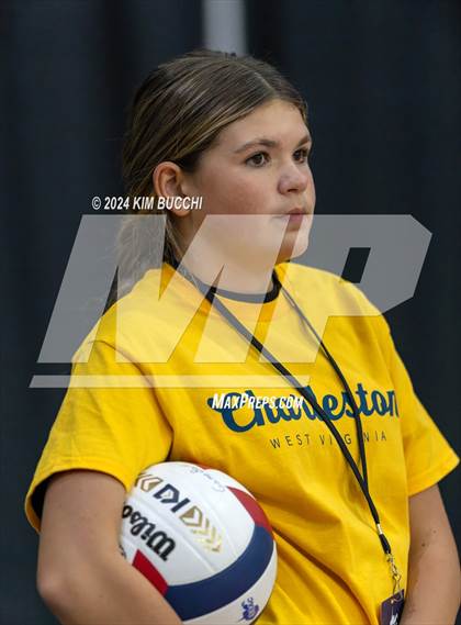 Thumbnail 2 in Winfield vs. Bridgeport (WVSSAC Class AAA Semifinal) photogallery.