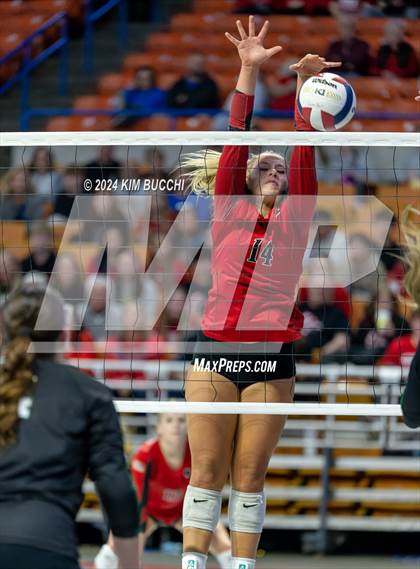 Thumbnail 2 in Winfield vs. Bridgeport (WVSSAC Class AAA Semifinal) photogallery.