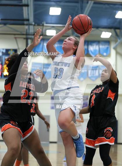 Thumbnail 1 in Hayfield @ Yorktown photogallery.