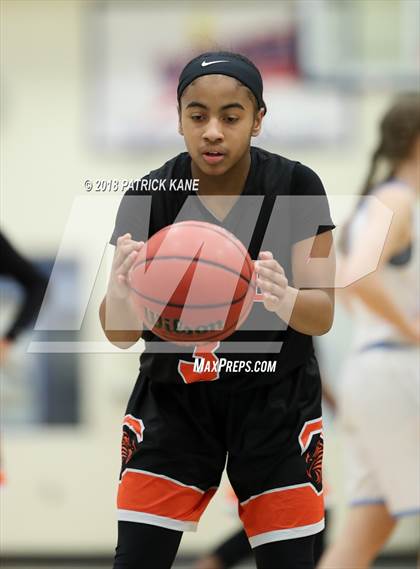 Thumbnail 2 in Hayfield @ Yorktown photogallery.