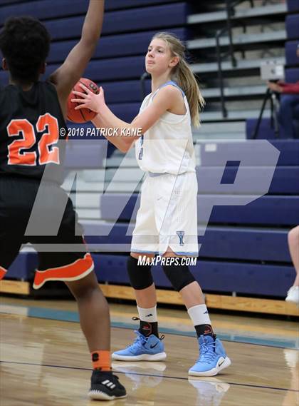 Thumbnail 2 in Hayfield @ Yorktown photogallery.