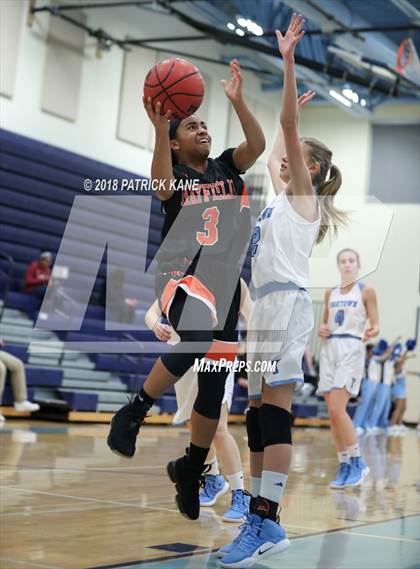 Thumbnail 1 in Hayfield @ Yorktown photogallery.