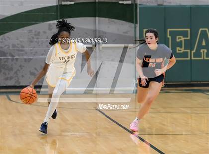 Thumbnail 2 in Legend vs. Moreno Valley (Nike Tournament of Champions) photogallery.