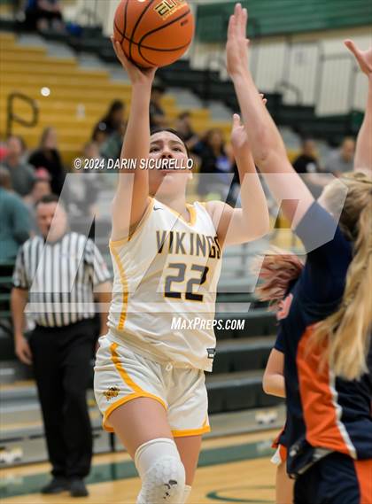 Thumbnail 3 in Legend vs. Moreno Valley (Nike Tournament of Champions) photogallery.