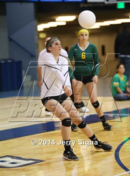 Thumbnail 3 in Sonora vs. Hilmar (CIF SJS D4 Final) photogallery.