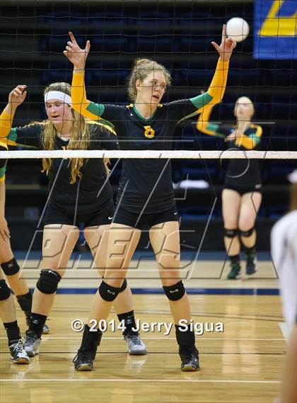 Thumbnail 2 in Sonora vs. Hilmar (CIF SJS D4 Final) photogallery.