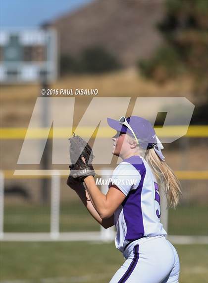 Thumbnail 1 in Douglas County vs. Horizon (CHSAA 5A Qualifier) photogallery.