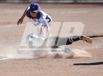 Thumbnail 1 in Douglas County vs. Horizon (CHSAA 5A Qualifier) photogallery.