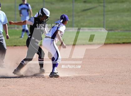 Thumbnail 3 in Douglas County vs. Horizon (CHSAA 5A Qualifier) photogallery.