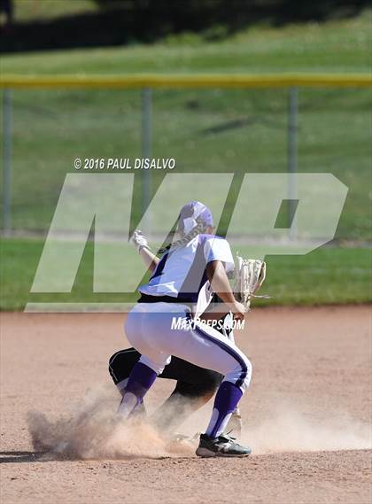 Thumbnail 1 in Douglas County vs. Horizon (CHSAA 5A Qualifier) photogallery.