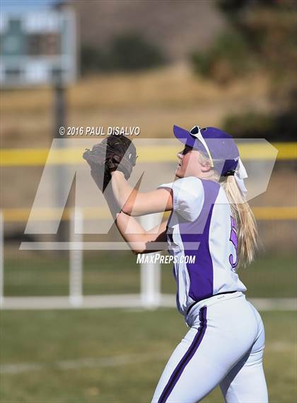 Thumbnail 3 in Douglas County vs. Horizon (CHSAA 5A Qualifier) photogallery.