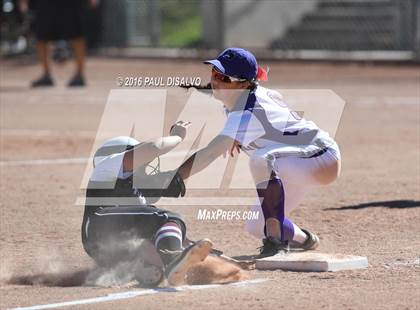 Thumbnail 1 in Douglas County vs. Horizon (CHSAA 5A Qualifier) photogallery.