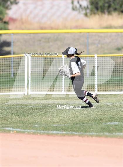 Thumbnail 3 in Douglas County vs. Horizon (CHSAA 5A Qualifier) photogallery.