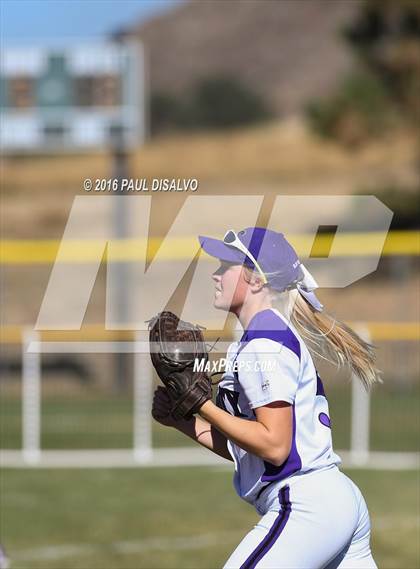 Thumbnail 2 in Douglas County vs. Horizon (CHSAA 5A Qualifier) photogallery.