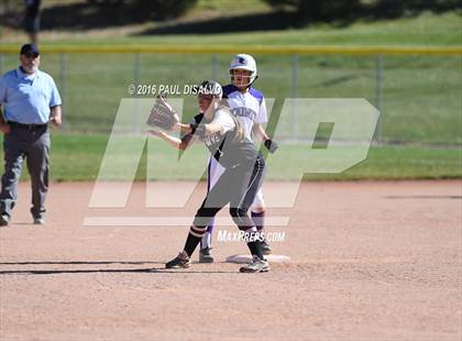 Thumbnail 1 in Douglas County vs. Horizon (CHSAA 5A Qualifier) photogallery.