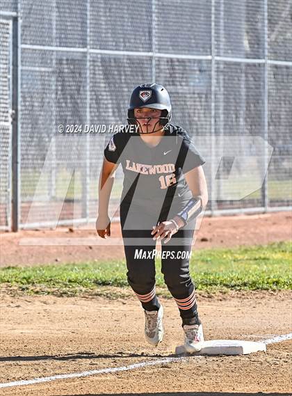 Thumbnail 2 in Lakewood vs Bear Creek photogallery.