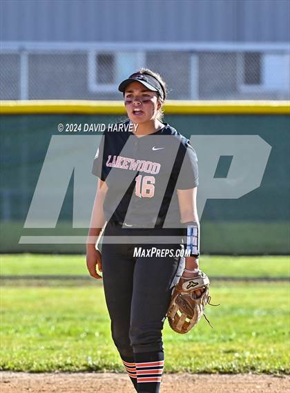 Thumbnail 1 in Lakewood vs Bear Creek photogallery.