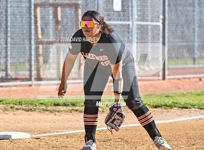 Thumbnail 1 in Lakewood vs Bear Creek photogallery.