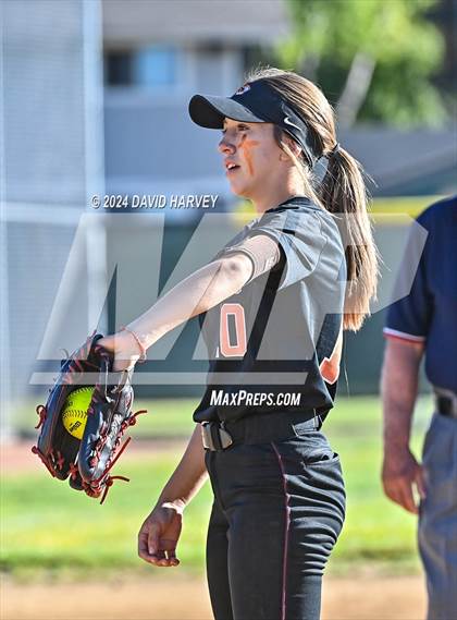 Thumbnail 2 in Lakewood vs Bear Creek photogallery.